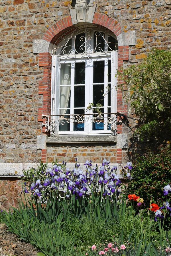 Le Manoir Des Rochers